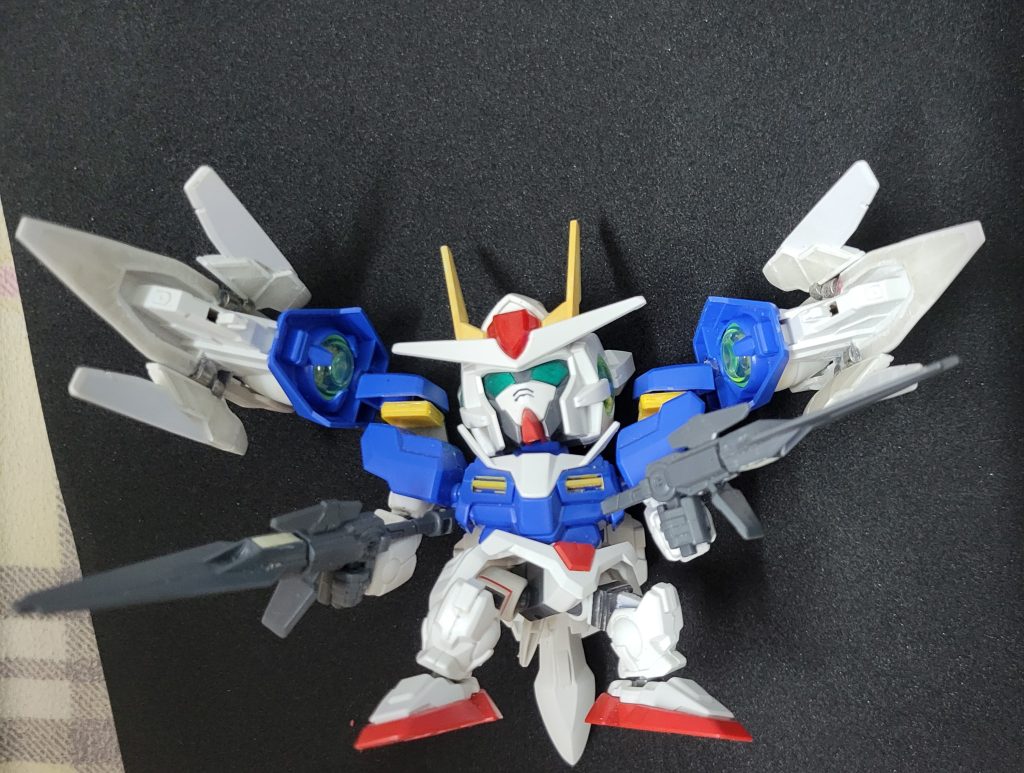 当初は可動関節による関節改造のみを検討していましたが、戦闘機の構造を簡略化した部分をほとんど見逃していました。