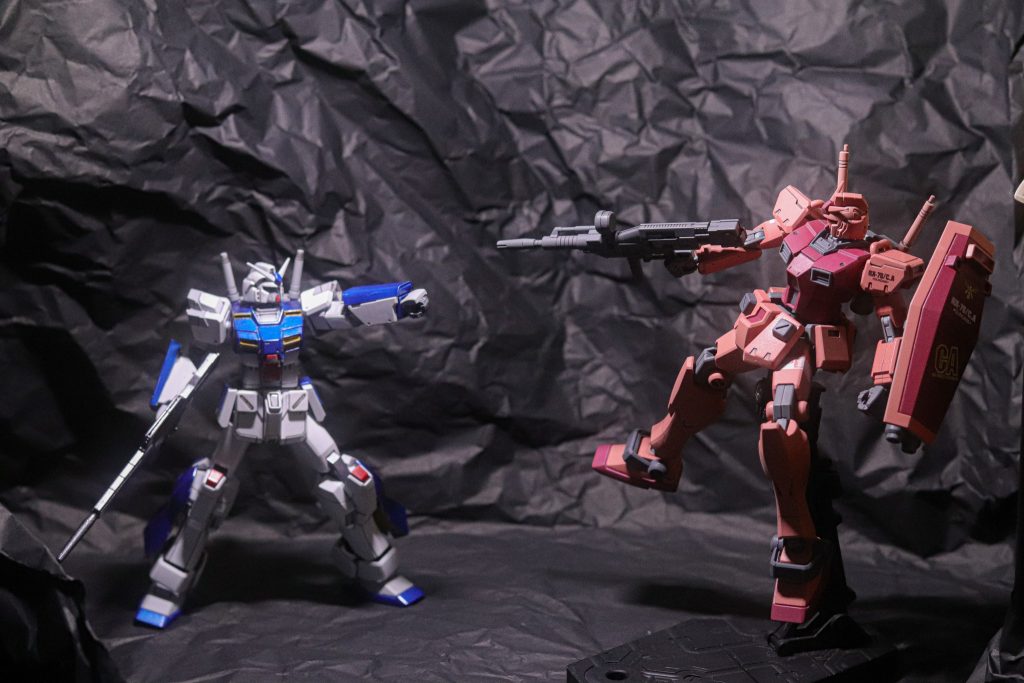 「アムロくん、君は危険すぎる...!」