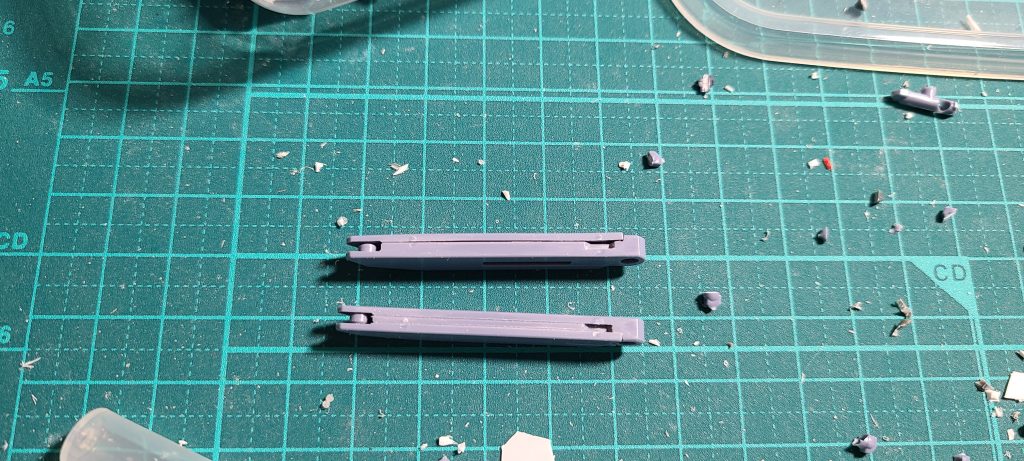 レールガンスジ彫り。