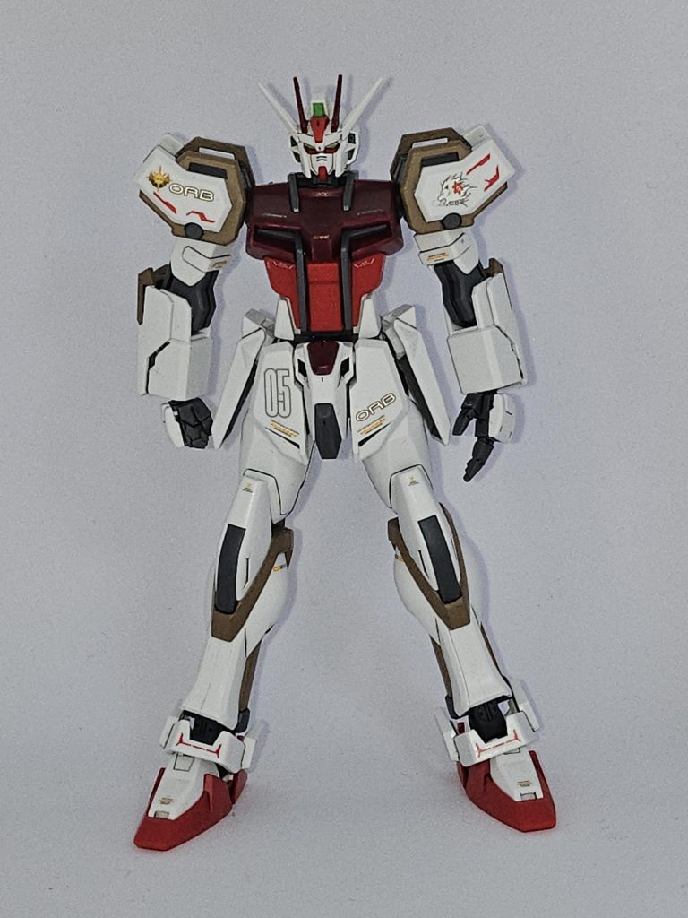 正面。カメラが斜めってマスね…