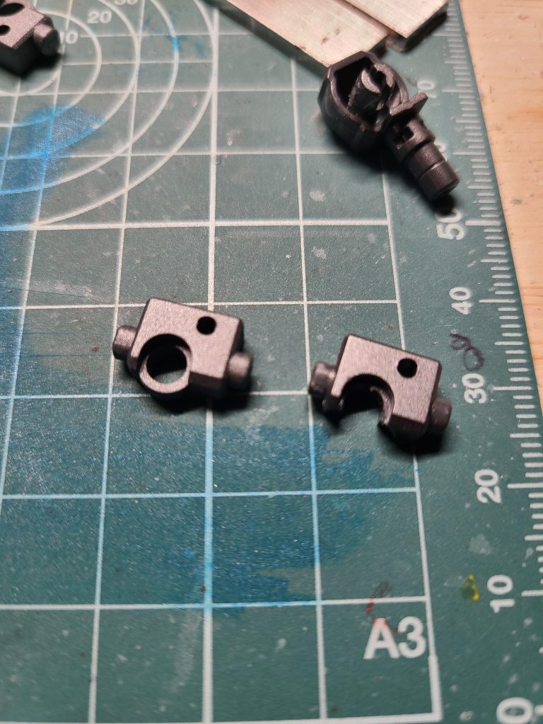 このパーツ請求に本当に時間かかりました。