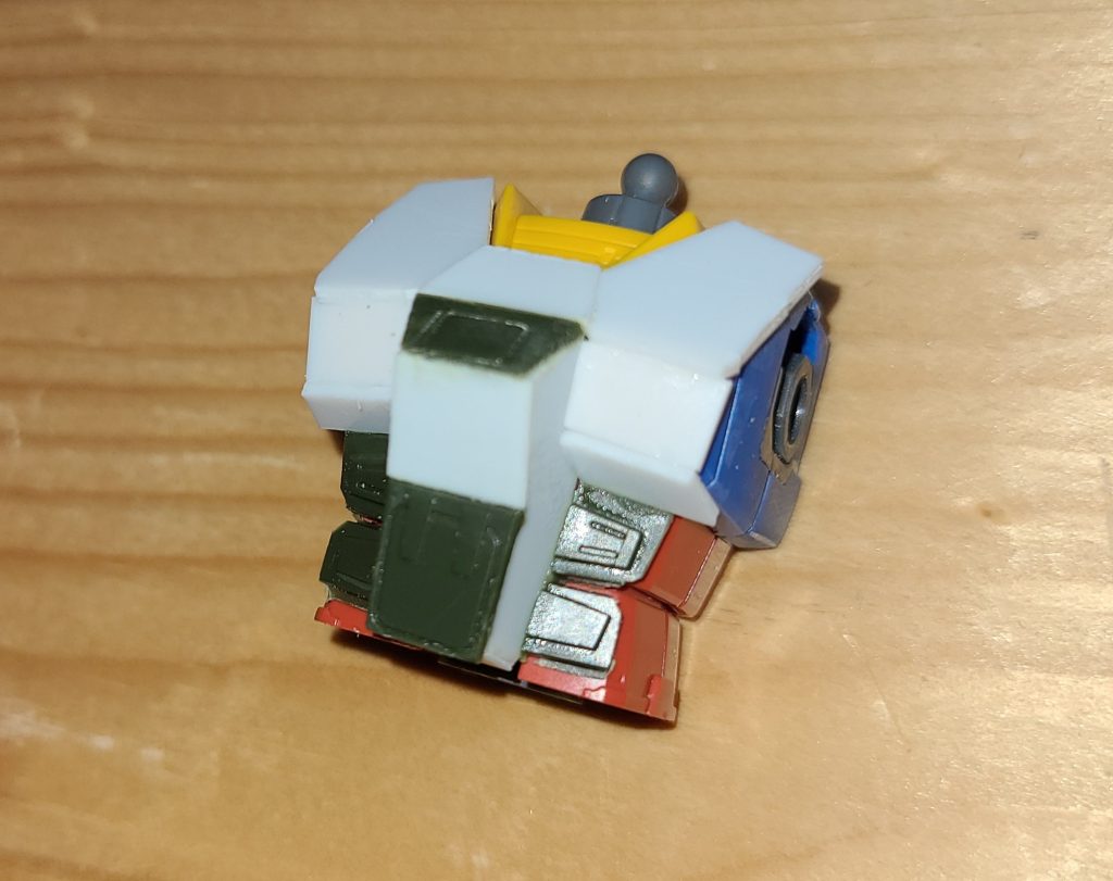 旧キットをできるだけ使うようにしましたが、切った貼ったの大工事でした。