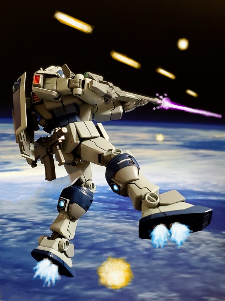 これまでのジムでは不可能であった長距離射撃で撃破するジム強化試作機~🤩🎵このライフルの完成度は高く、ジムスナイパーカスタムにも採用されたのである👍✨