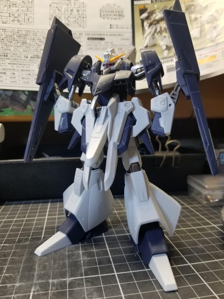 仮組段階ショット。ショルダーユニットがない方がスタイル的に好みかも知れません🎵