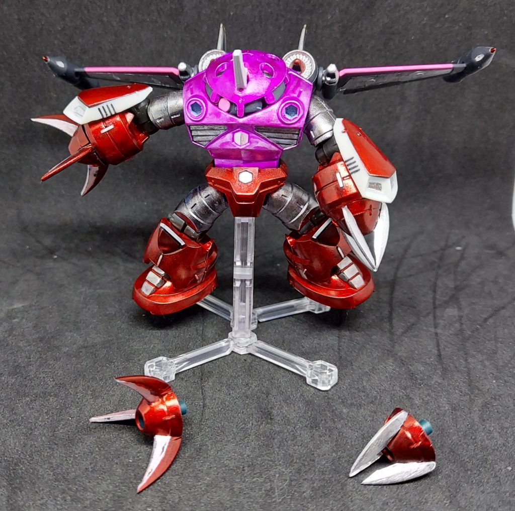 初期のボディカラー…ひでぇ…目がいてぇ…もうポージング取る気すら起きない