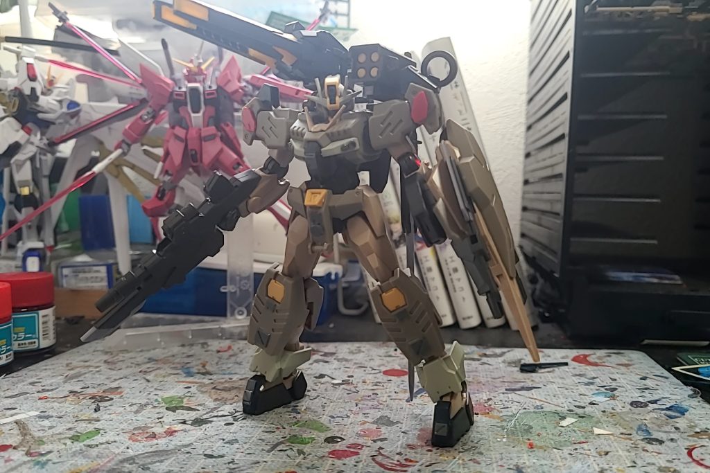 ダブルオーコマンドクアンタを使用ほとんど改造はしていないがバックパックにバンシィの腕を移植