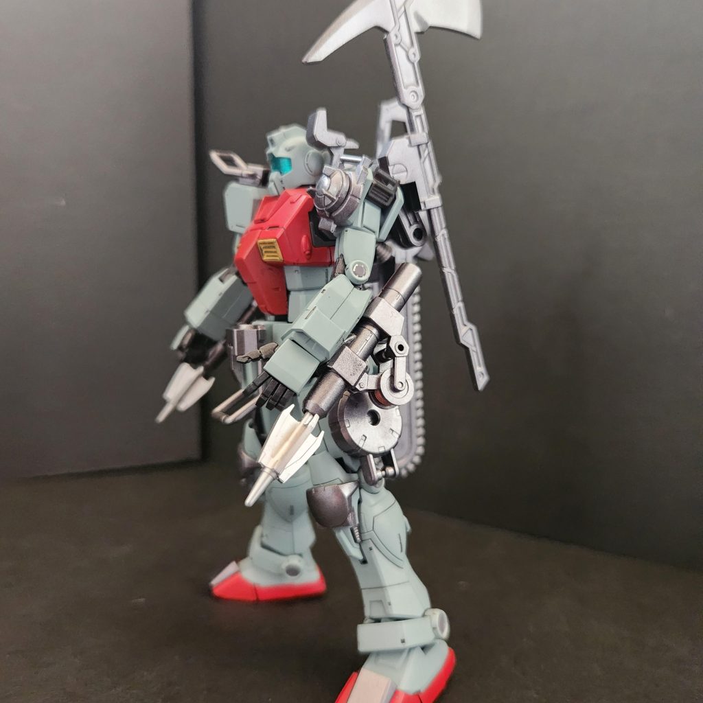 アイデア先行でノコギリを探していた所、境界戦機のウェポンセットを見つけたのですが、でかすぎて悩みました。でもカッコいいのでそのまま使用しました。