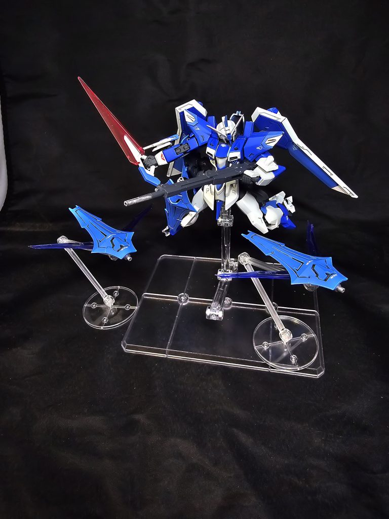 カラーレシピです本体白:ガンダムカラースプレー・MSホワイト本体青:Mr.カラースプレー・コバルトブルー本体水色:ガンダムカラースプレー・MSライトブルー各部銀:Mr.カラースプレー・シルバーorガンダムマーカーEXメッキシルバーフレーム:ガンダムカラースプレー・MSファントムグレースミ入れはタミヤの市販のスミ入れ塗料(グレー、ブラック)です。 最後までご覧くださりありがとうございました。