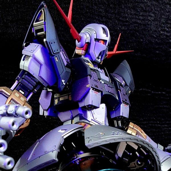 RG ジオング メタリック 全塗装｜wat798さんのガンプラ作品｜GUNSTA（ガンスタ）