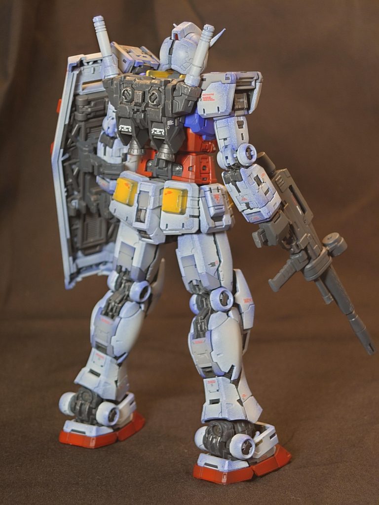 RG ガンダムver.2.0–3枚目/制作者：しさお