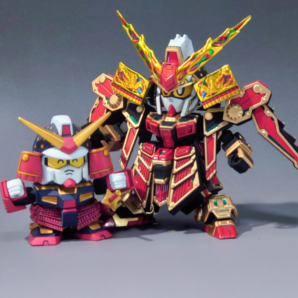 ご先祖と。35年でSDガンダムも進化しましたね。