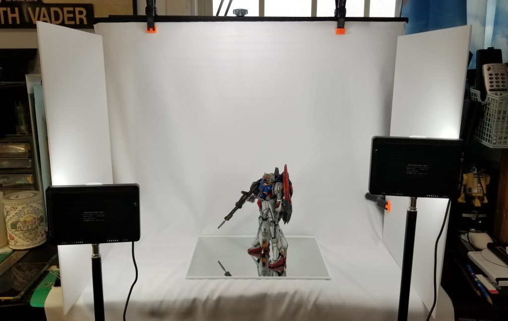 あとね、撮影用に　少しだけお金かけてみましたァ～(zaku-kao6)　これからいろいろとチャレンジしていきますので、また、よろしくお願いします(gandam-hand2)