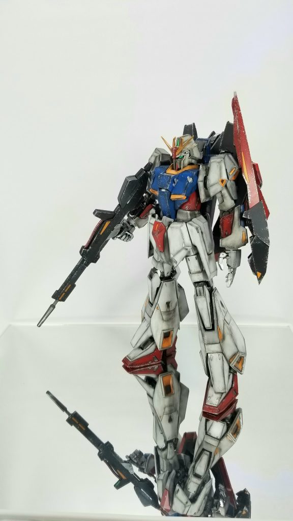 えっ？　気付きました？　そう、下　鏡でやってみたんですヨォ(zaku-kao2)