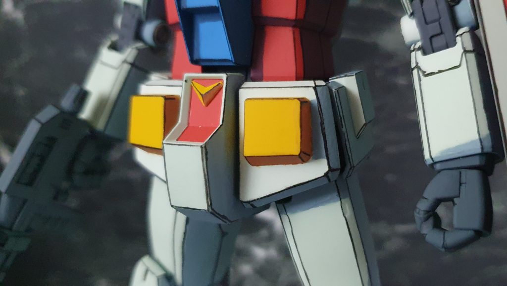 【腰部】最も大変な箇所?MG2.0はサイドスカートの分割に謎のアレンジがあり、コレを真っ直ぐになるように修正した。