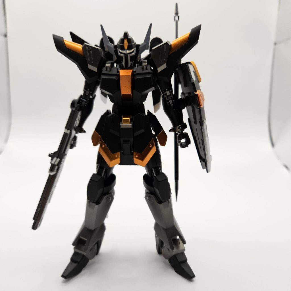 今回も黒サフからの全塗装になります！ブラックナイトは全部艶消し黒、外装メインはキャンディー、シルバーをシャドウ吹き、関節はメタリック塗装で仕上げています！