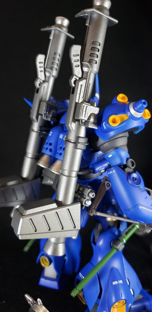 武装類はメタリックカラーで塗装して金属感を狙いました