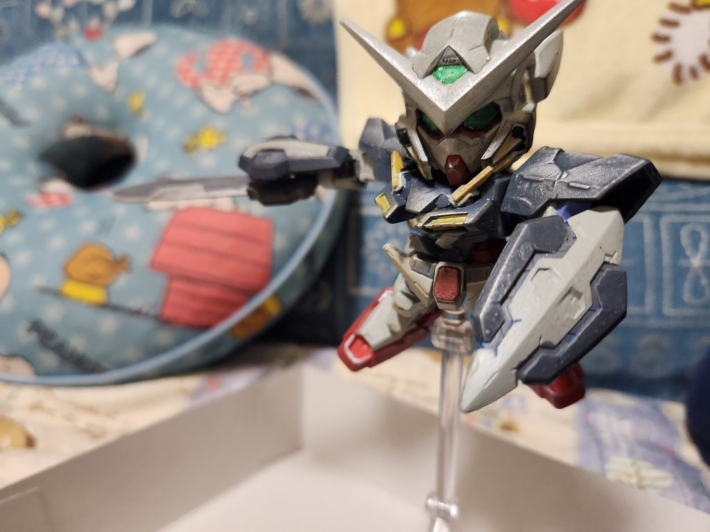 GNソード構えて1枚。こういう複合兵装すこすこのすこですわ。