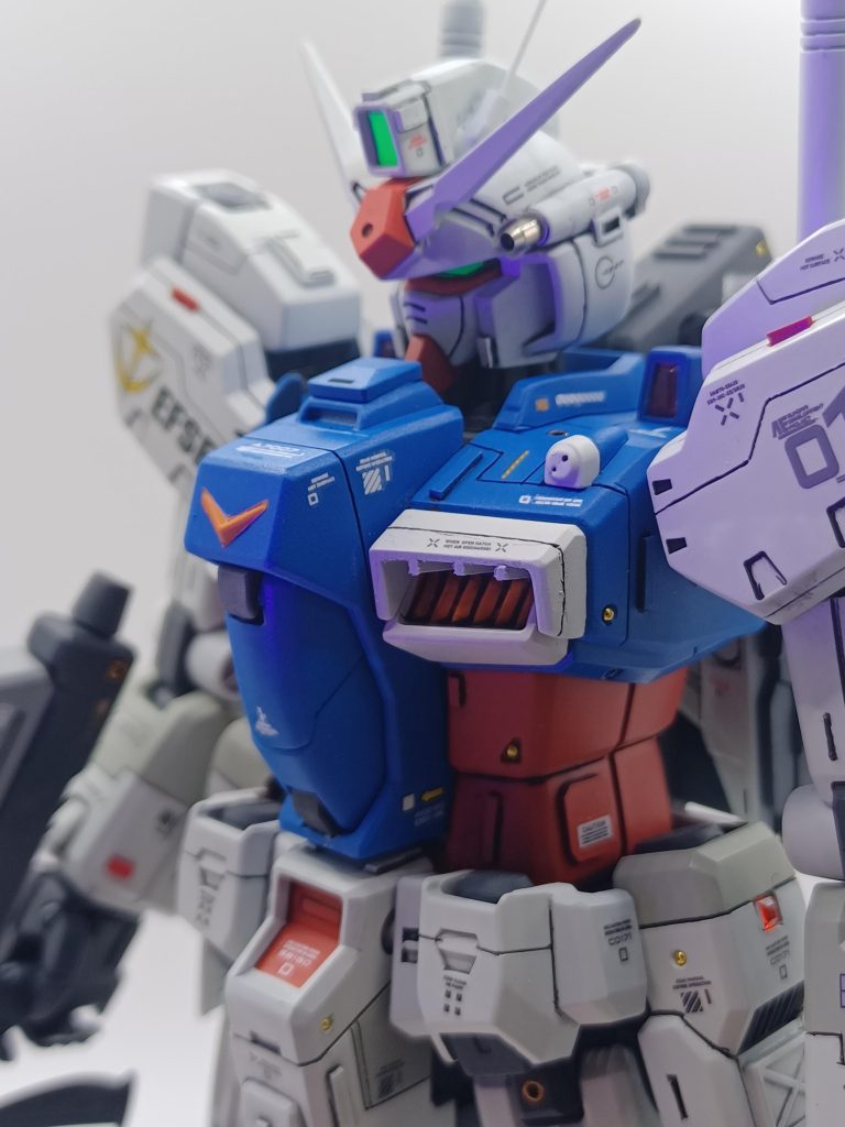 HIQさんの、ガンマノズルも何年も前に購入したけどひび、HGUCばかりの私には使い道が中々、今回はじめて組み込んで見ました。印象変わりますねー