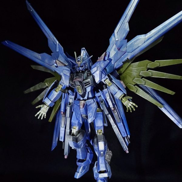 ブラウシュトルツ・マイティストライクフリーダムガンダム