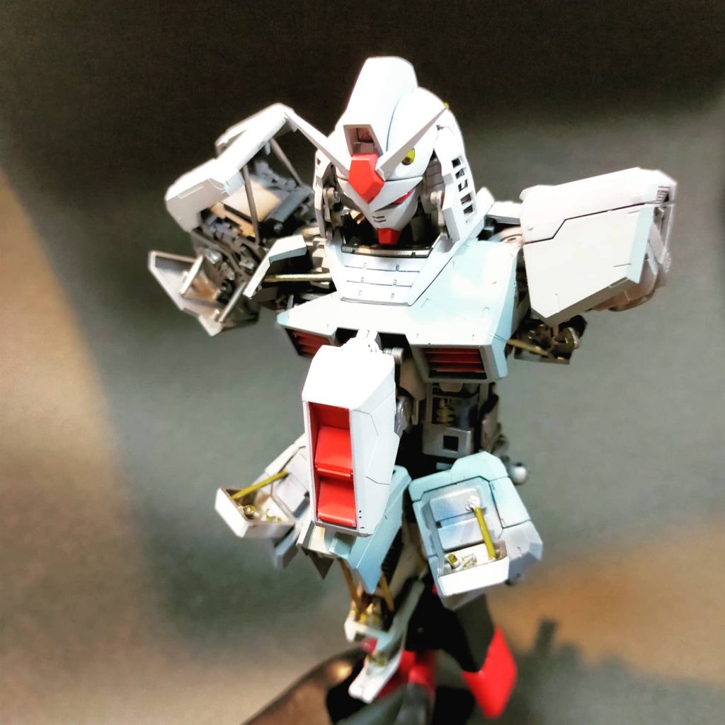 メカメカしい。MGの芯があるからできる技。