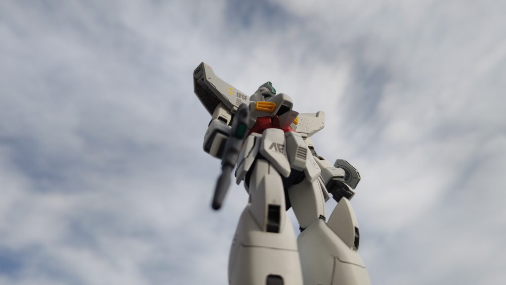 屋外で…このあと二階から落下するという悲劇に…