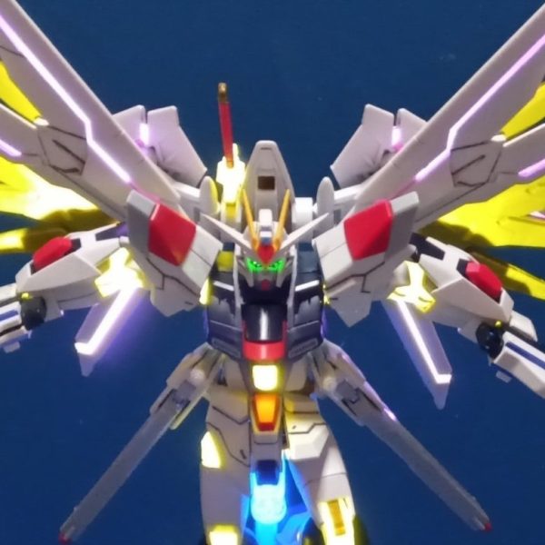 ZGMF/A-262PD-P MIGHTY STRIKE FREEDOM