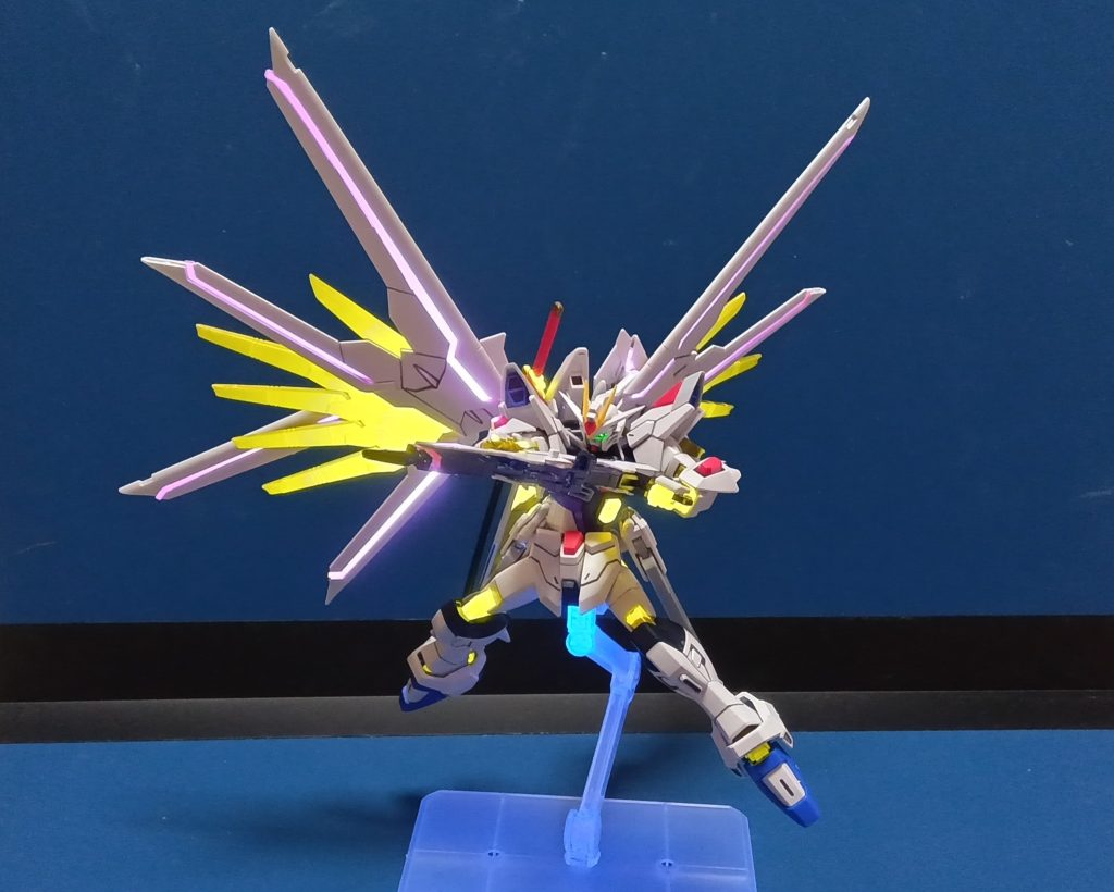 MA-M21KF 高エネルギービームライフルストフリの時と形状・連結ギミックは変わらず。マイフリの時は使ってないような？