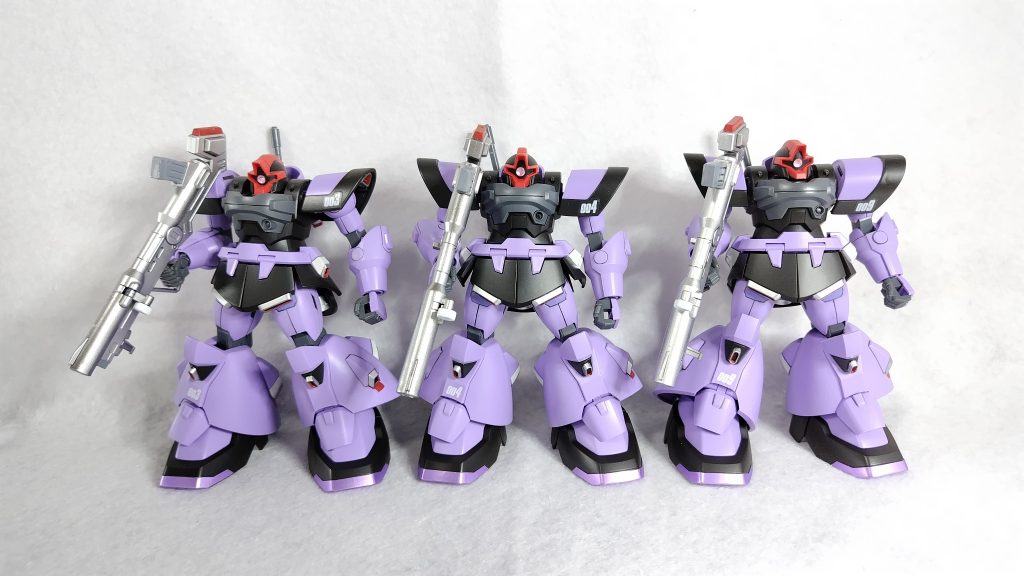 入手は大変でしたが何とか3体揃えました。ドムが3体はUCではないですがとても爽快です。