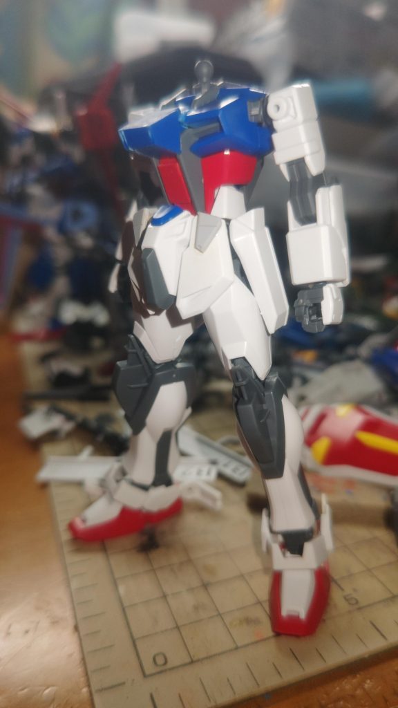 14日で本体の加工をして…