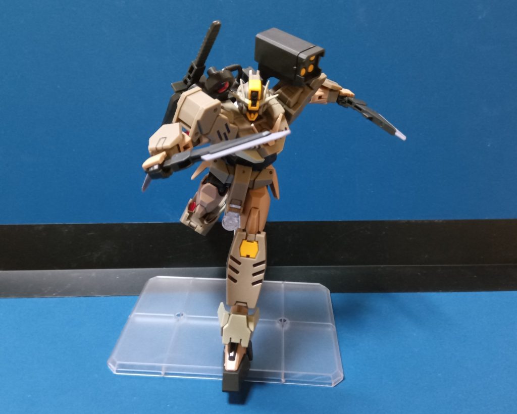 コンバットナイフなんかディアクティブモードのストライクを思い出すな...。