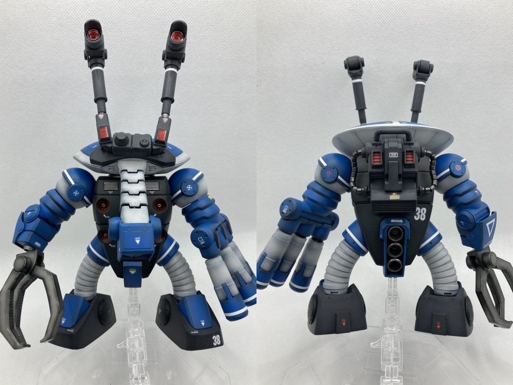 キットは素組で肩のアーマーと股間のパーツ部分を後ハメ加工にして塗装しやすくしていますバックパックは動力パイプを置き換えて、一部ディテールアップをしています