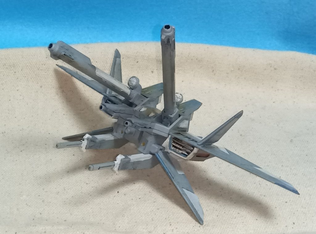 本体は砂漠戦仕様、ストライカーパックは90年代の戦闘機をイメージしました。(あくまでも個人的なイメージです)