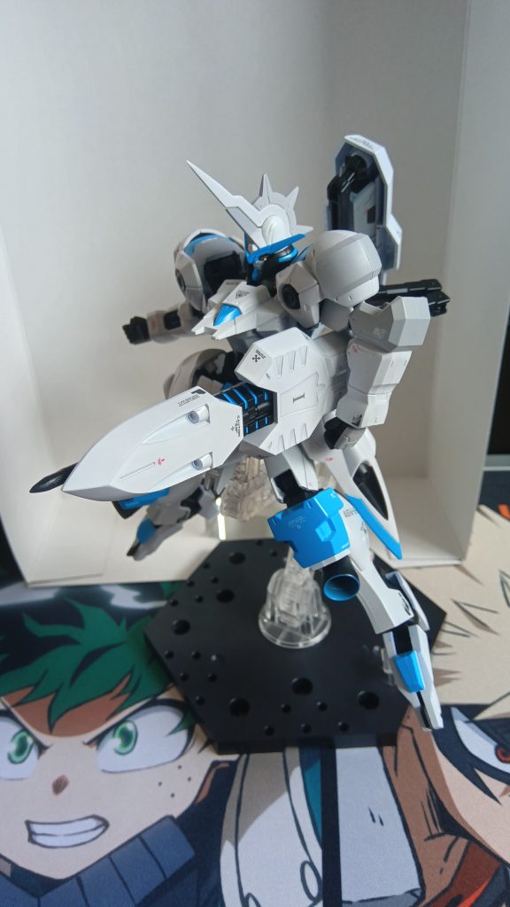 ダインスレイヴはランスがなく発射形態が取れないためエイムが良くないので当てるには近ずいて打たないといけません。