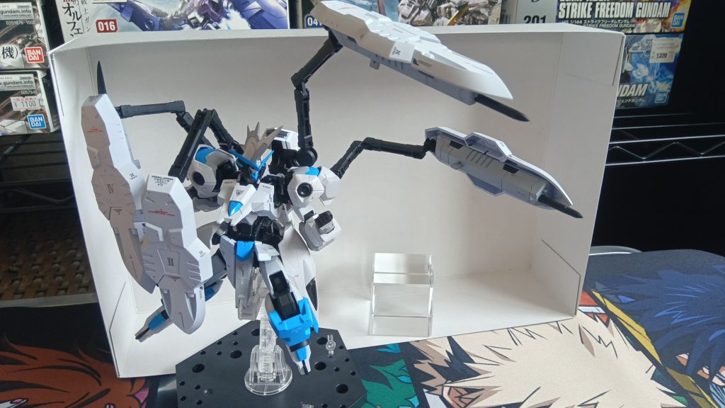 ダインスレイヴは発射させずちょっと出してランスのように突くことも!