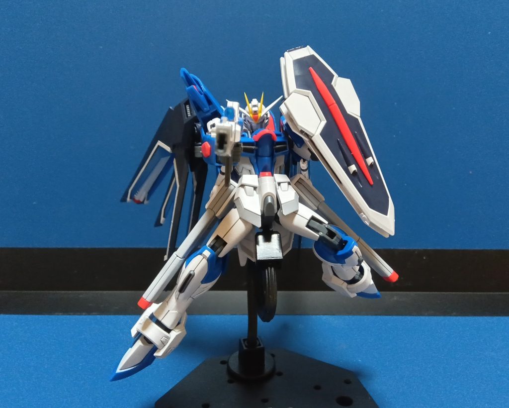 MA-M727A3 高エネルギビームライフル他の武装はすごくカッコいい名前なのに、このライフルだけ名前がシンプルな気がします...。