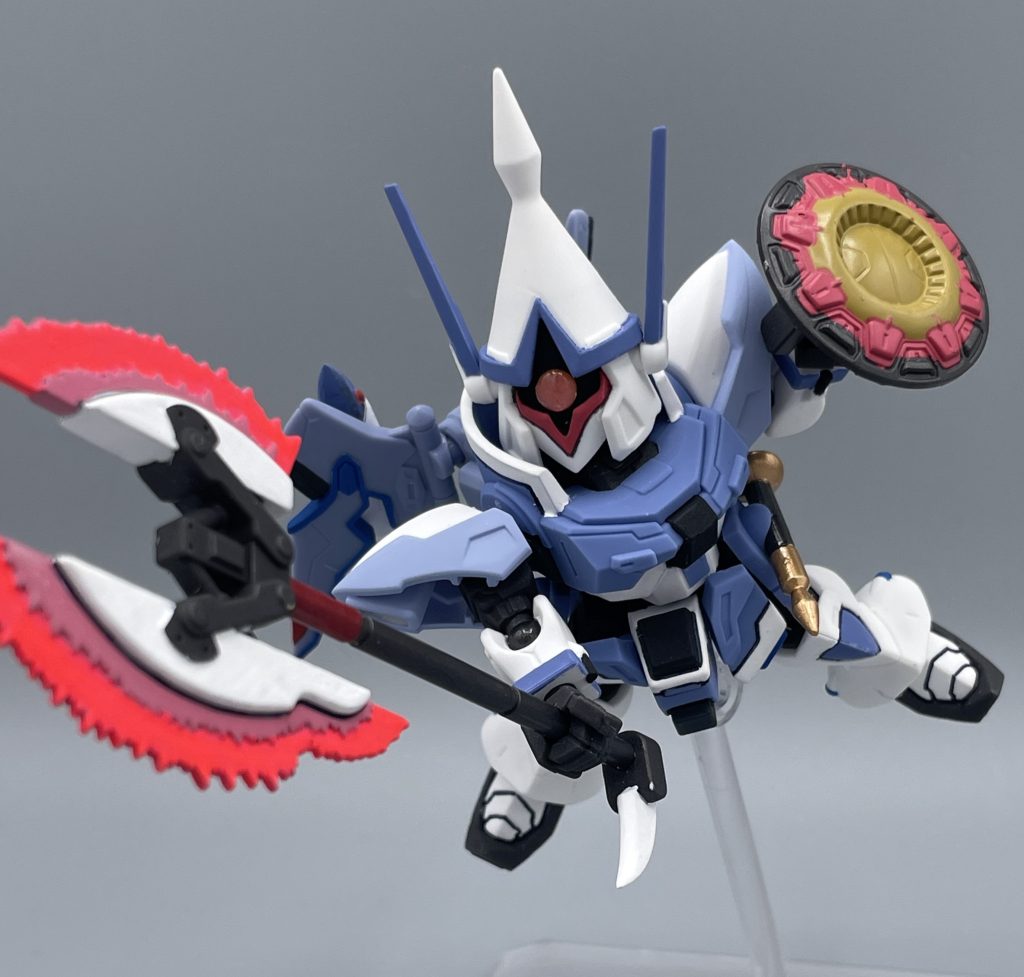 MA-MR ファルクスG7 ビームアックス スラッシュウィザードに装備していた巨斧兵装。これを装備しているあたりに、”イザークが乗る予定だった”という設定が感じられますね。 イザークがスラッシュザクファントムに乗っていたから、当時から大好きだった武装です。 造形としては、大ぶりに作られていて迫力は十分!ビームの刃も2段に分けられているこだわり仕様。黒一色の成形なのが残念ですが、これぞ武器セットの武器!といった印象です。