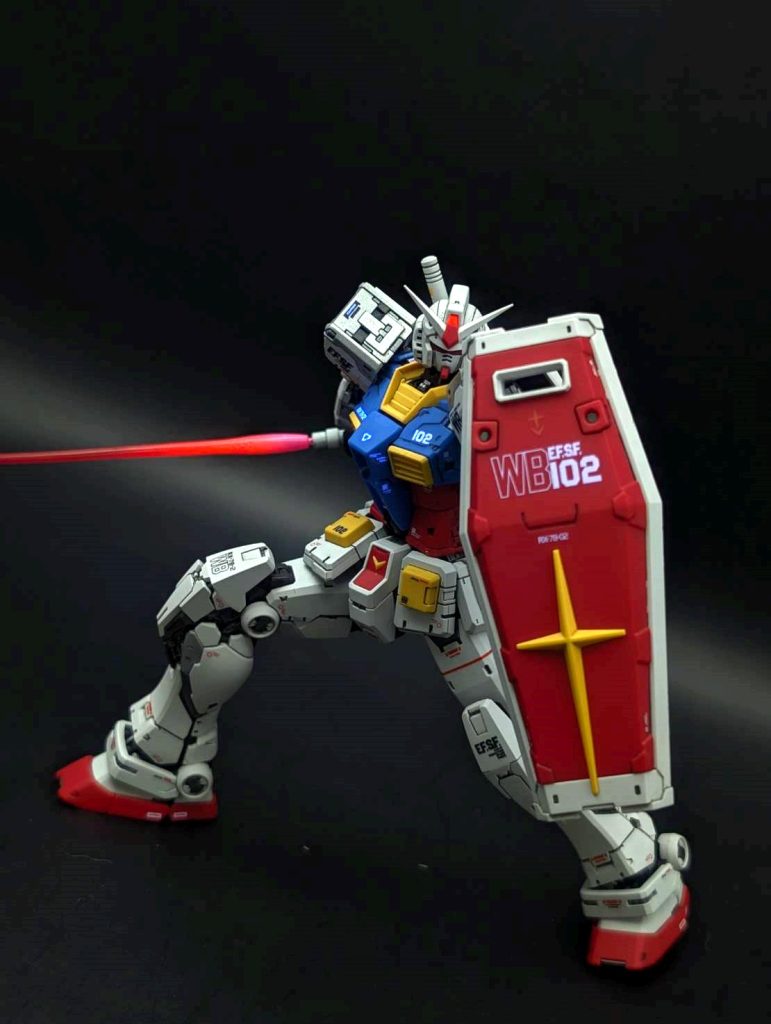 RG 1/144 RX-78-2 ガンダム Ver.2.0–4枚目/制作者：しうまい