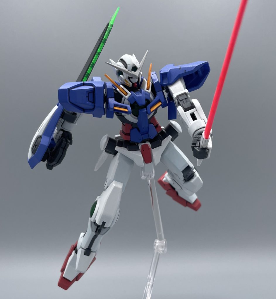 分かり合っているのに・・・　ビームサーベルでの切り結び。互いに致命傷は外すも、コクピットが剝き出しになるほどのギリギリの戦い。