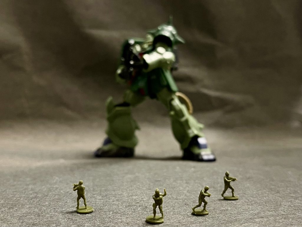 おまけ同じく某100均で入手したミニチュア兵隊と合わせて撮影スケールはなんと1/150(!)1/100ではなく1/150(笑)マジで100均恐るべし(笑)最後まで閲覧いただきありがとうございました!