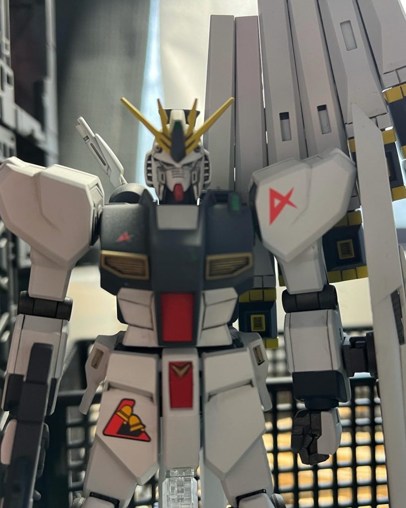 νガンダム–2枚目/制作者：Mr.bluesky