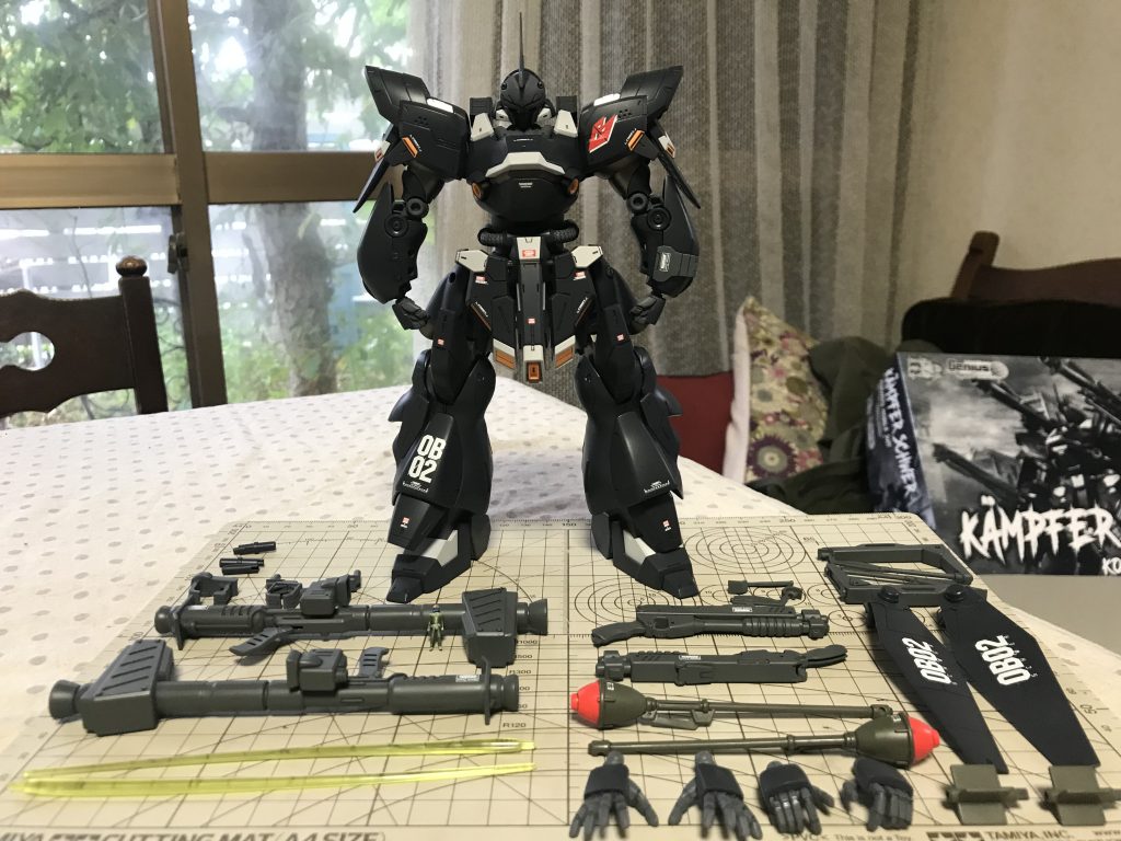 装備一式になります。チェーンマインが付属して無くて良かった。(コンパチ機なので余剰パーツは付属しておりましたが)💦