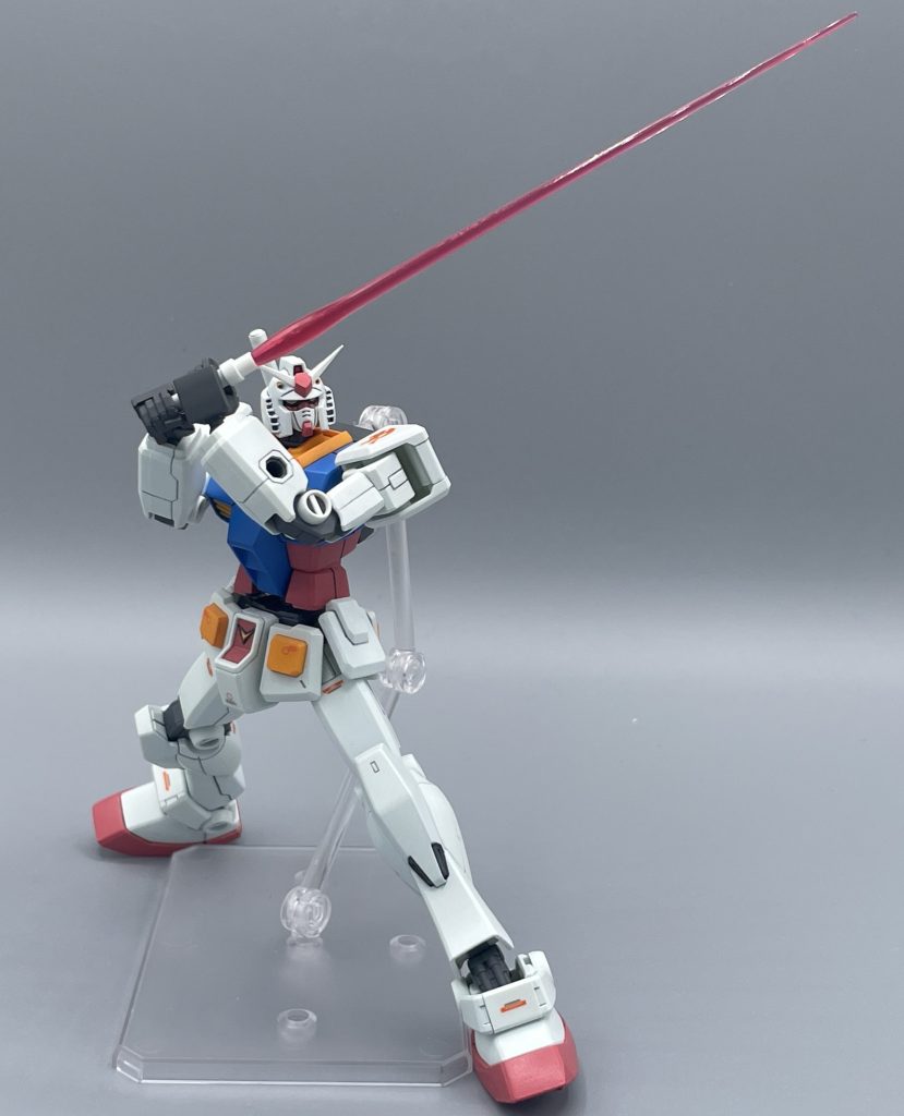 コクピットだけを狙えるのか・・・!? 普通は狙えません(笑) アムロ君、キミ数分前に乗ってみただけの少年やぞ??   だけど、このリバイブ版なら・・・         できます