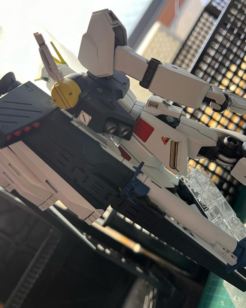 νガンダム–3枚目/制作者：Mr.bluesky