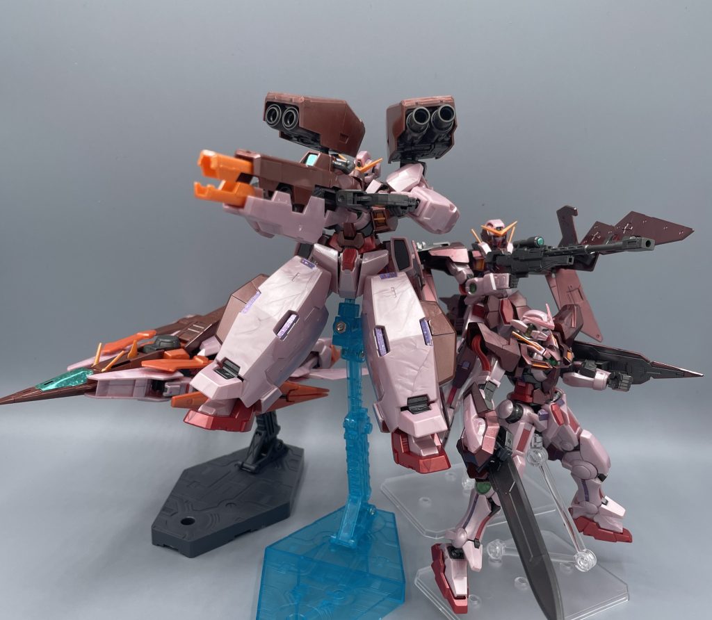 俺たちは…託された…！　ソレスタルビーイングのオールトランザム状態。４機揃うと圧巻ですね(*^^*)♪　最後までご覧いただき、ありがとうございました！！