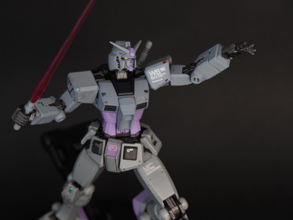 個人的にビームサーベルでカッコいいポージングって難しいです。