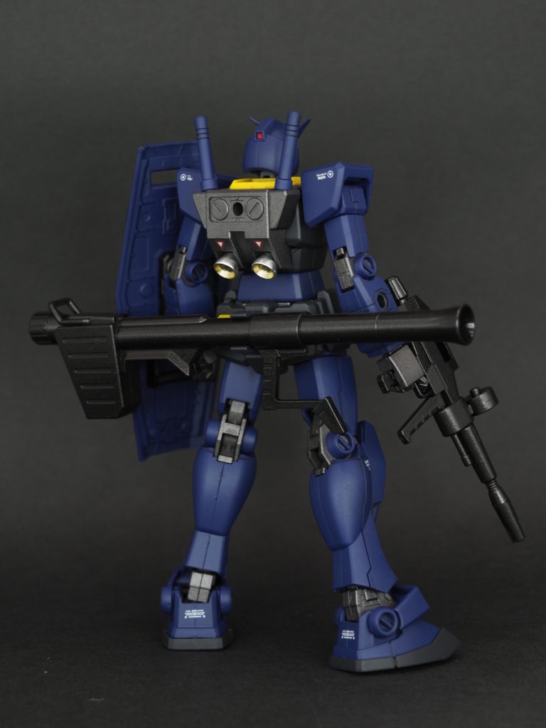 ティターンズの色は水性ガンダムカラーをそのまま使用しています。正に完璧な発色・・・そしてクレオスプロスプレーの使いやすさに感動・・・もう１パーツごとにガンダムマーカー外してカシャカシャしなくていいだ・・・こんなに嬉しいことはない・・・