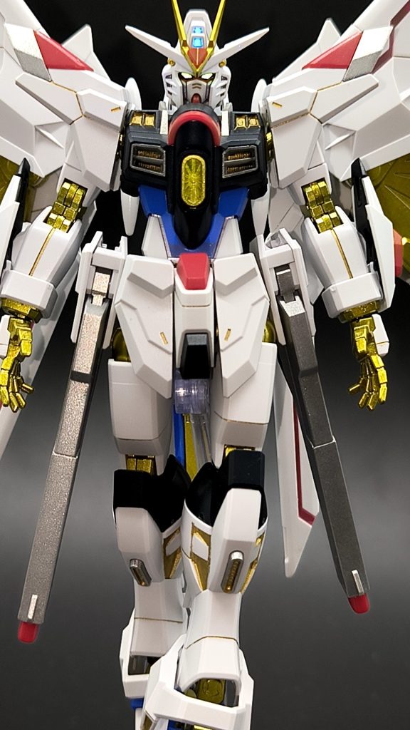 やっぱり写真ボケる(笑)こればっかりは本当に上達しない!一体どうすればキレイに写真撮れるのか!?なぜクッキリ写った写真にならないのか!?なぜビームサーベルをつけ忘れるのか!?