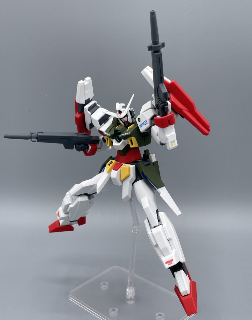 ダブルバレットの名前の由来である二丁拳銃スタイル。カッコいい。