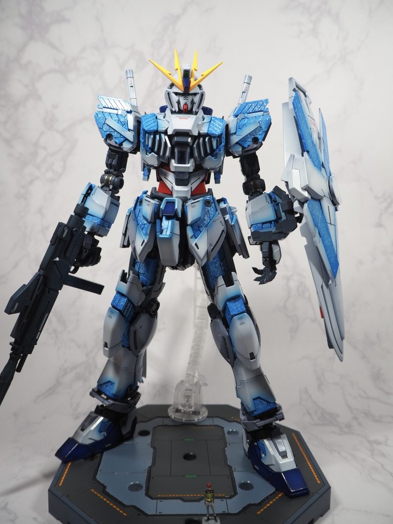 最初は買うつもりのなかったナラティブですが、物凄い完成度で今では作って良かったと思える機体です。