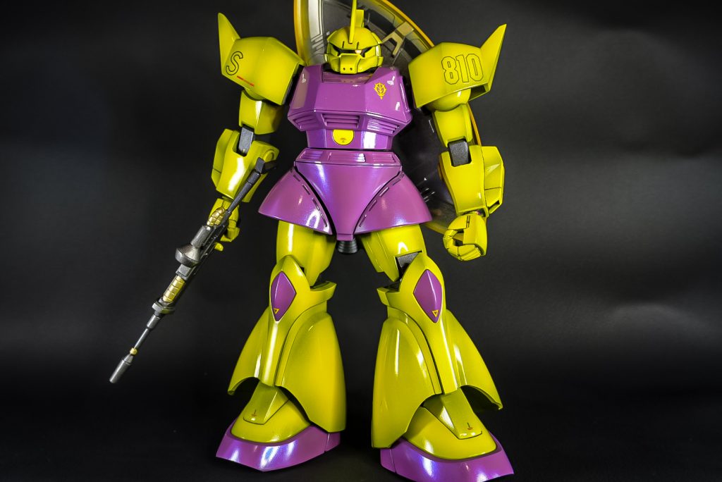 黄色のところにもガラスパールを加えています。